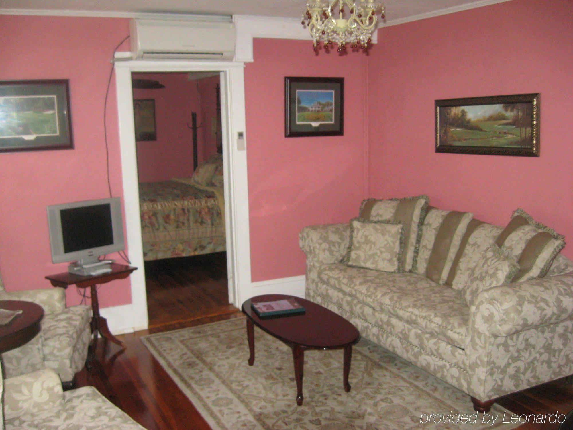 The Badin Inn & Golf Club Albemarle Стая снимка